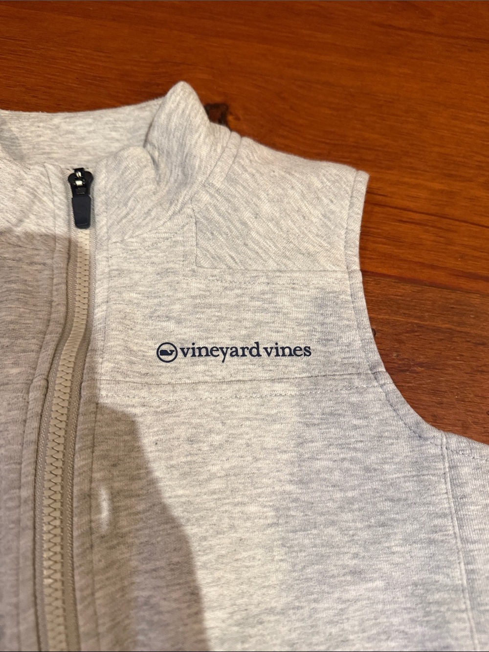 Vineyard Vines Light Gray Quilted Kids Vest with Navy Logo Size small